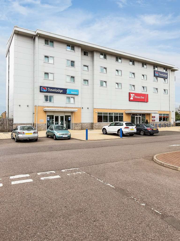 Travelodge 巴塞尔顿 外观 照片
