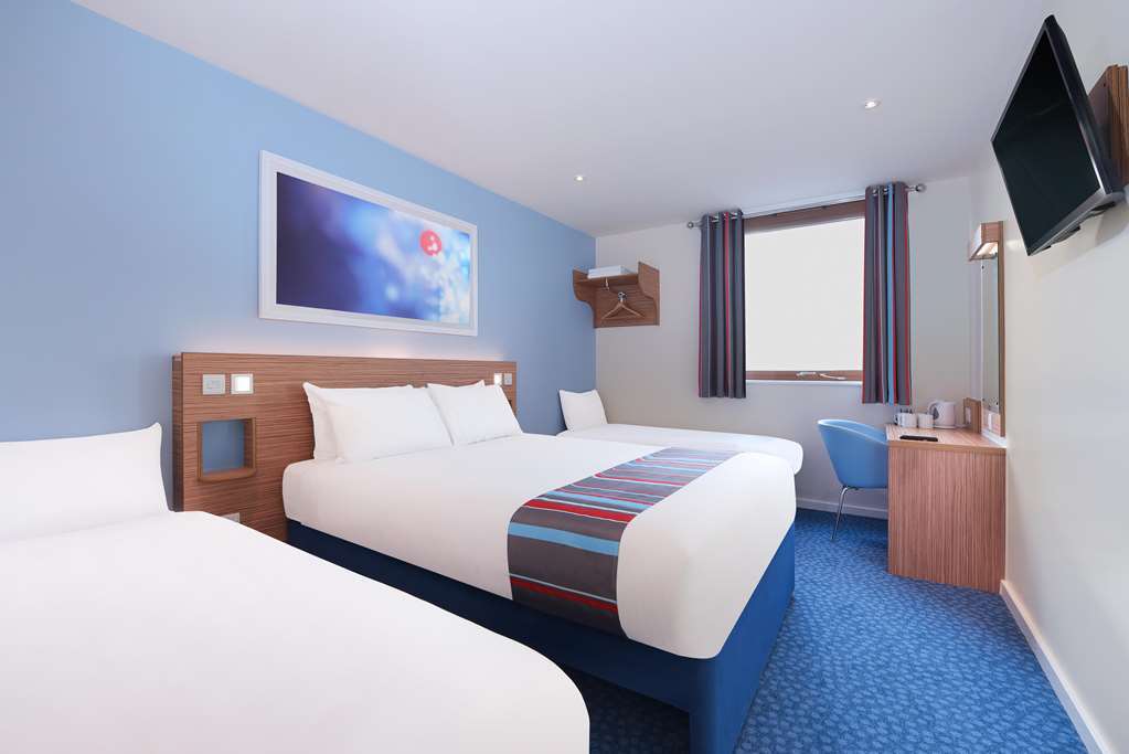 Travelodge 巴塞尔顿 便利设施 照片